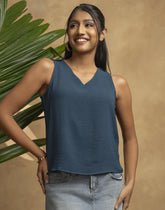 GIVO SLEEVELESS TOP